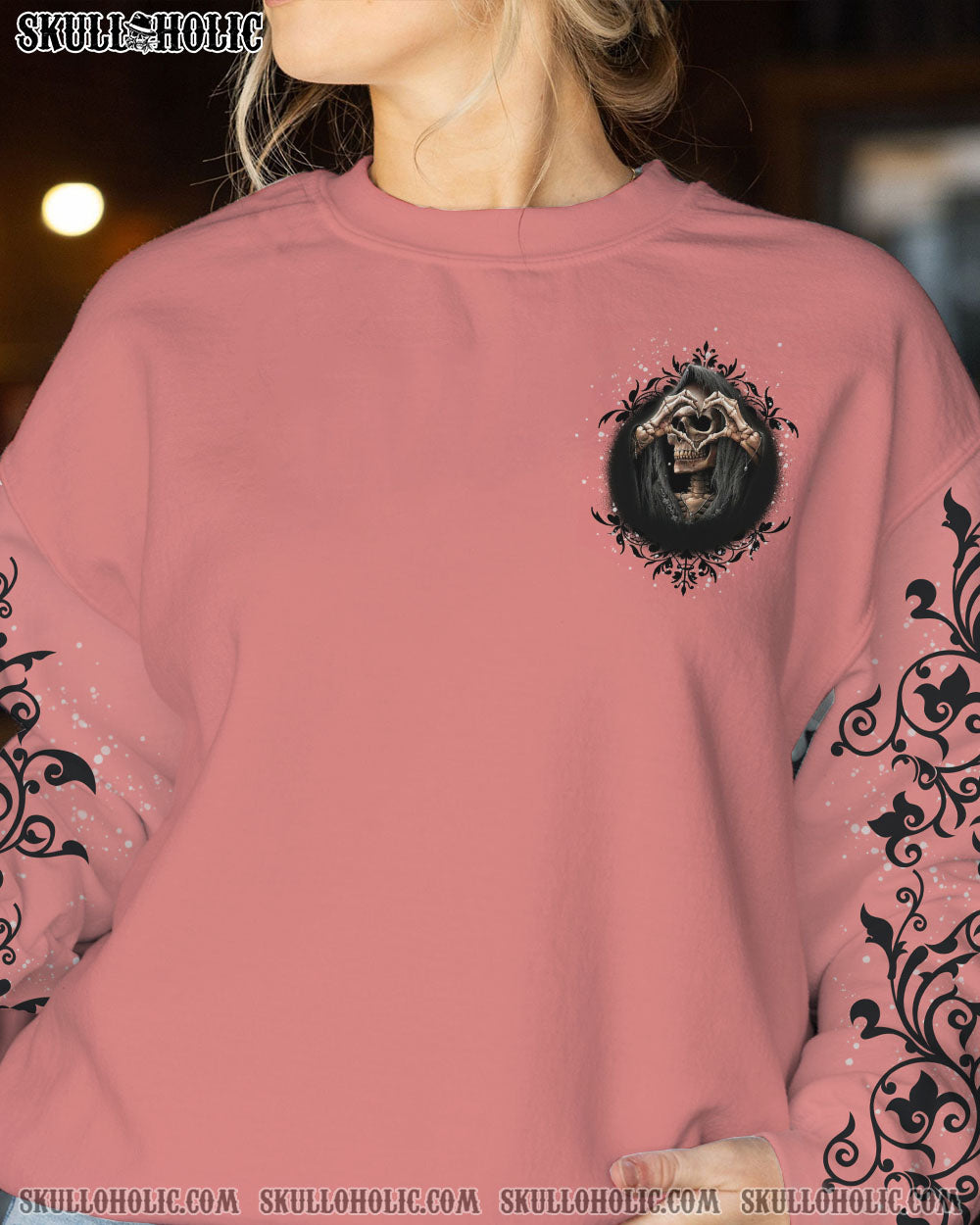 JUST A WOMAN WHO LOVES SKULL AND HAS TATTOOS ALL OVER PRINT – YHHN1612223