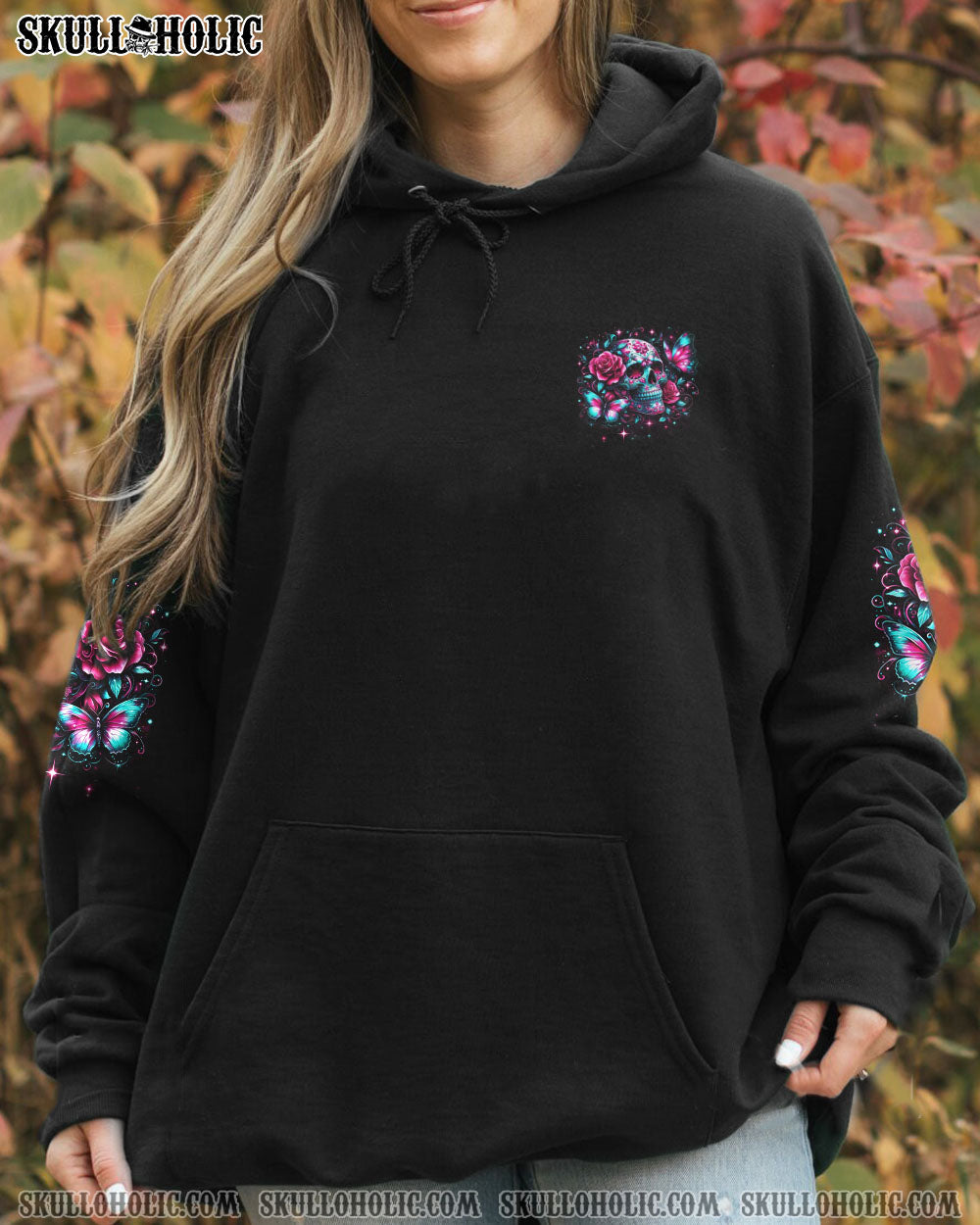 JUST A WOMAN WHO LOVES SKULLS AND HAS TATTOOS ALL OVER PRINT – YHDU0805241