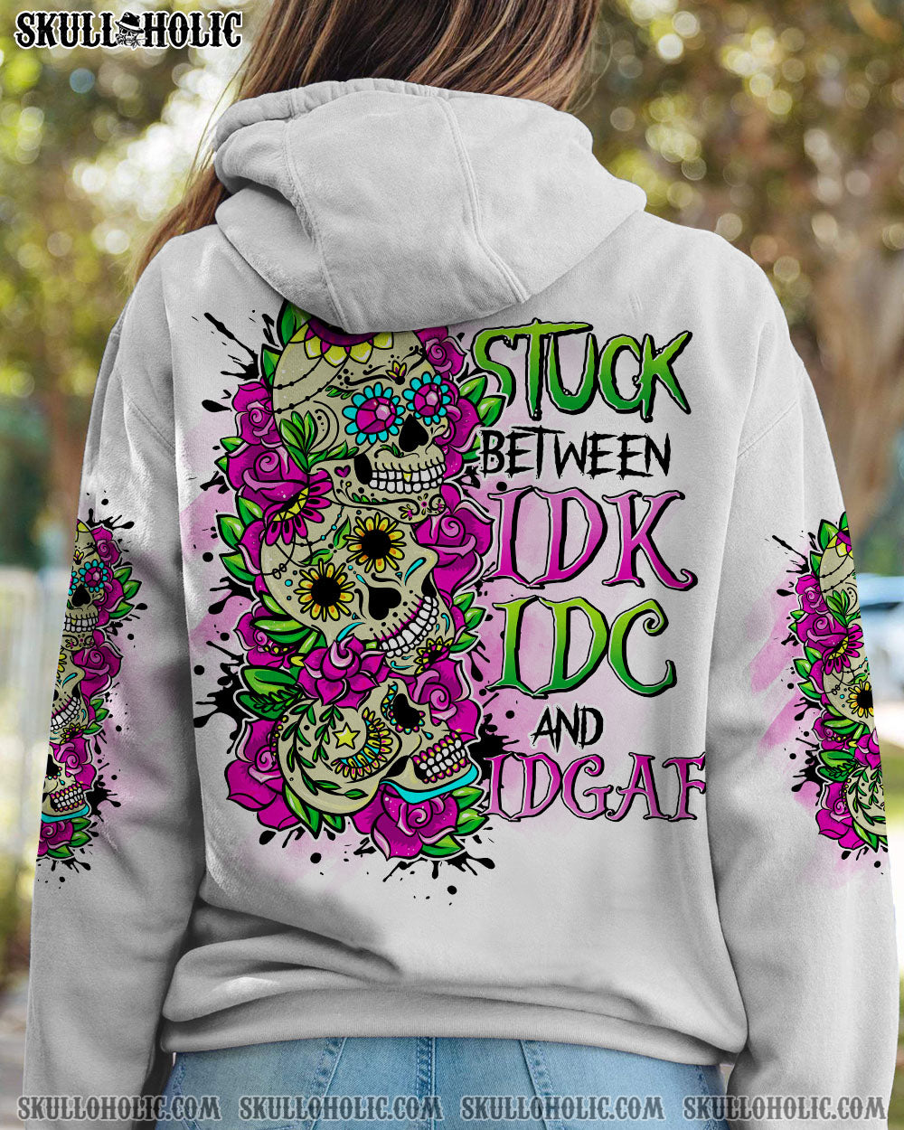 STUCK BETWEEN 3 SKULLS ALL OVER PRINT – TLNO0602231