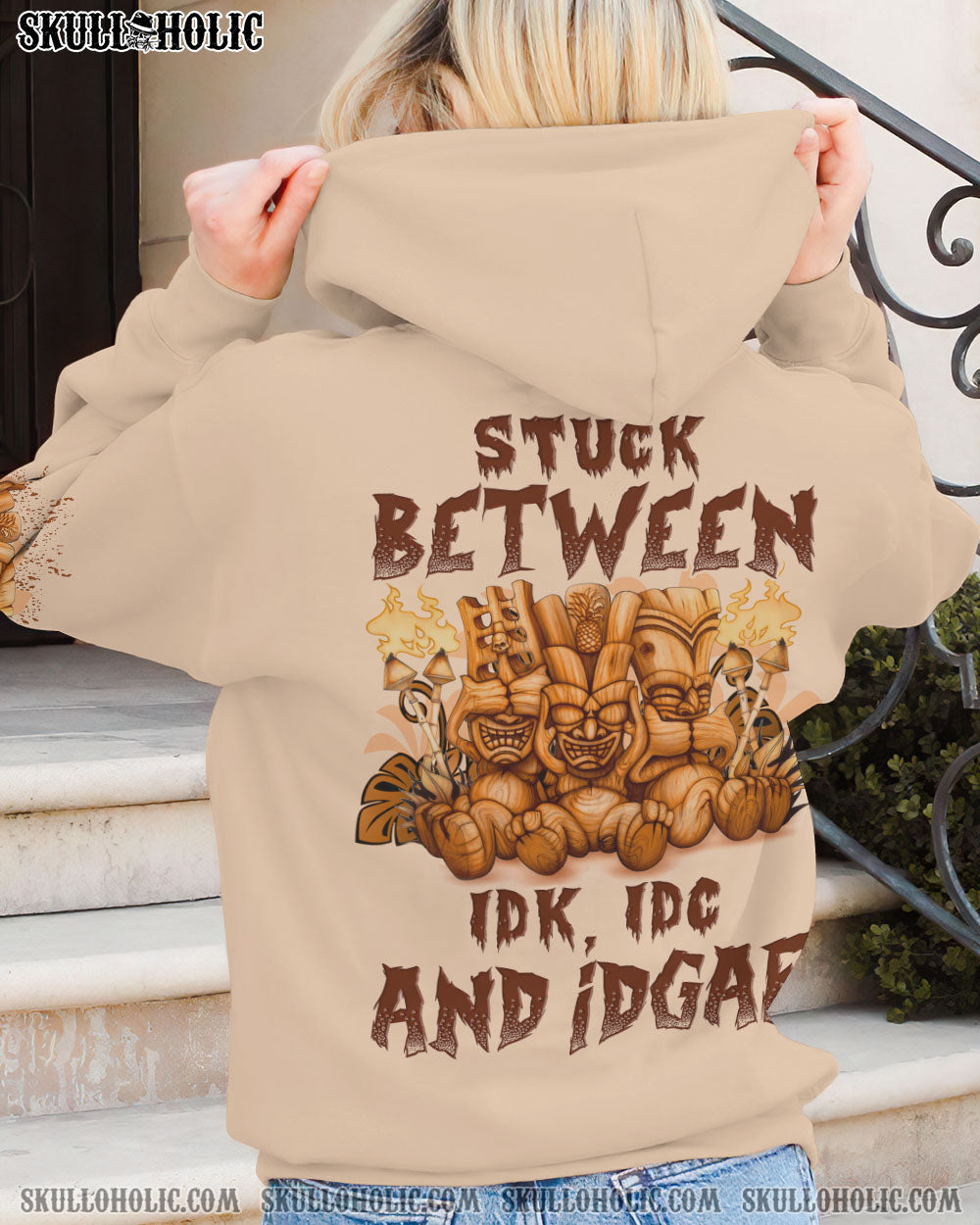 STUCK BETWEEN IDK IDC AND IDGAF TIKI SKULL ALL OVER PRINT – YHLN0102234