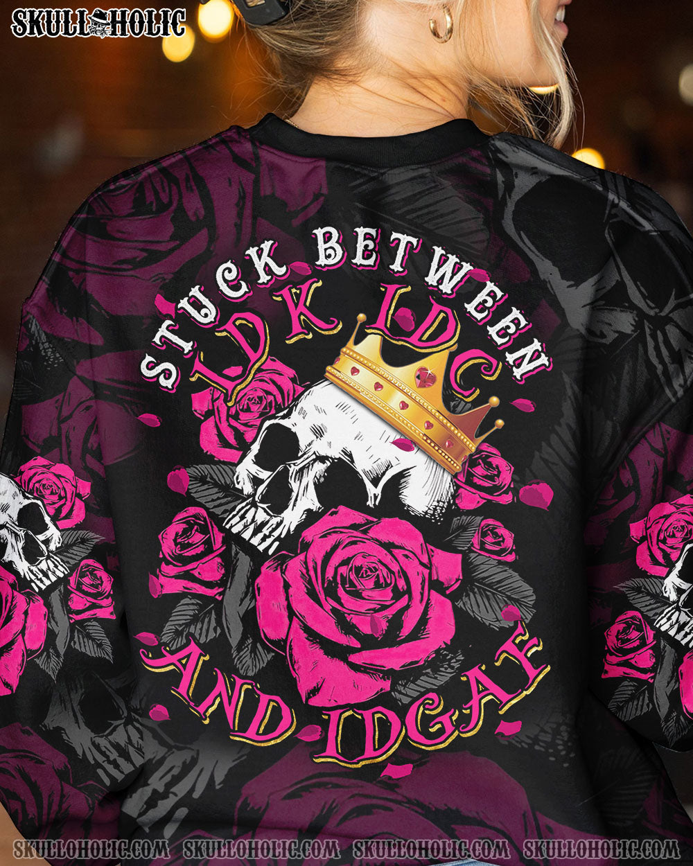 STUCK BETWEEN ROSE SKULL CIRCLE ALL OVER PRINT – TLTM2012222